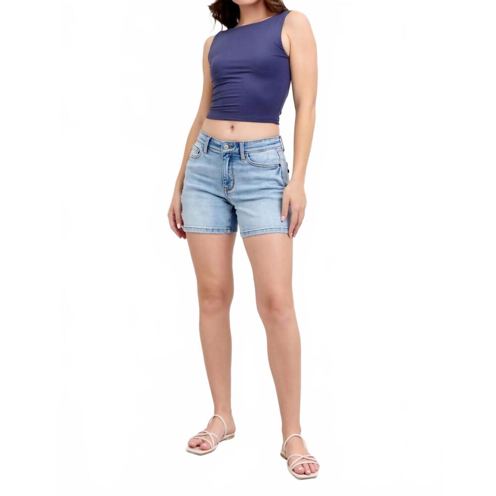 NEW JUDY BLUE mid rise dad shorts in vintage wash - Picture 8 of 10